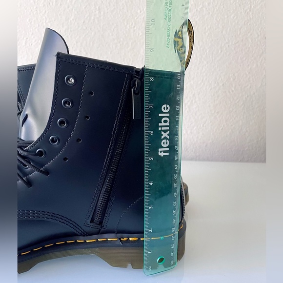 DR MARTENS 1460 Extreme Laces Polished Smooth Leather Black Boots - Picture 15 of 16